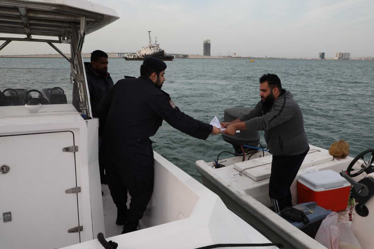 خفر السواحل تواصل حملاتها التفتيشية للتصدي للمخالفات البحرية<