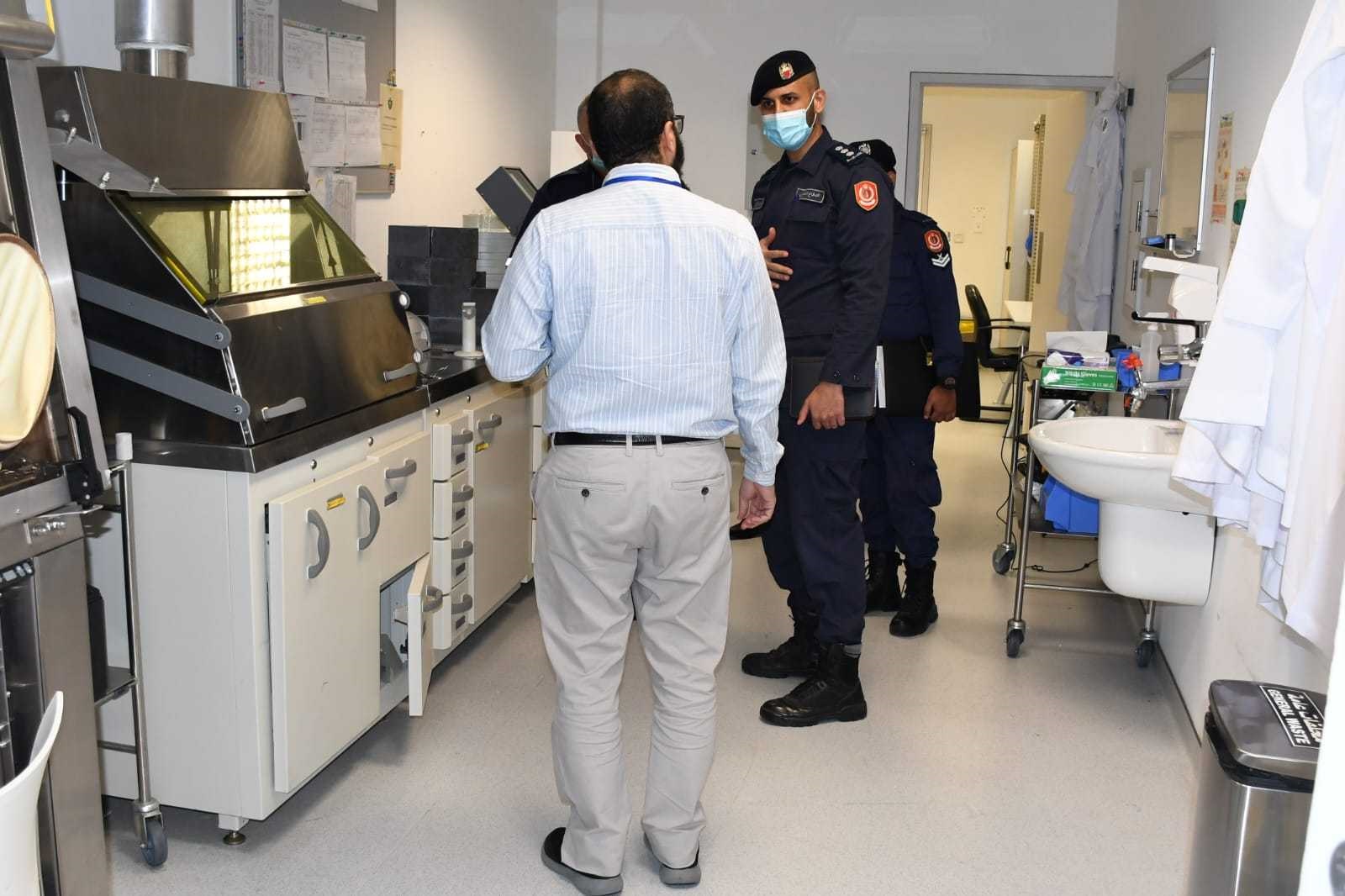 الدفاع المدني تنفذ حملة توعوية وتفتيشية على مواقع المواد المشعة بالمنشآت الصحية<