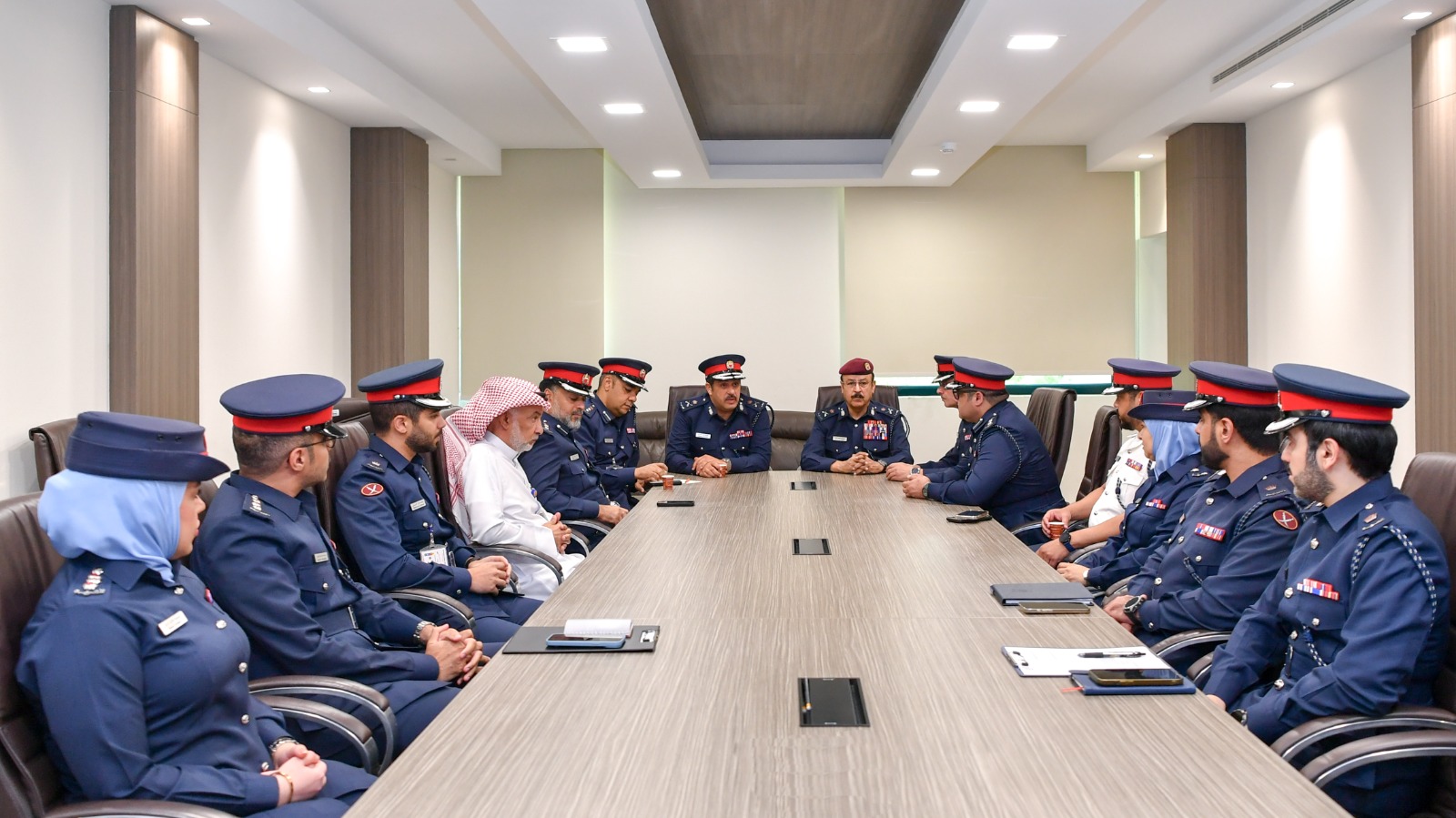 المفتش العام يقوم بزيارة تفقدية إلى الإدارة العامة للتفتيش والأمن الجمركي<