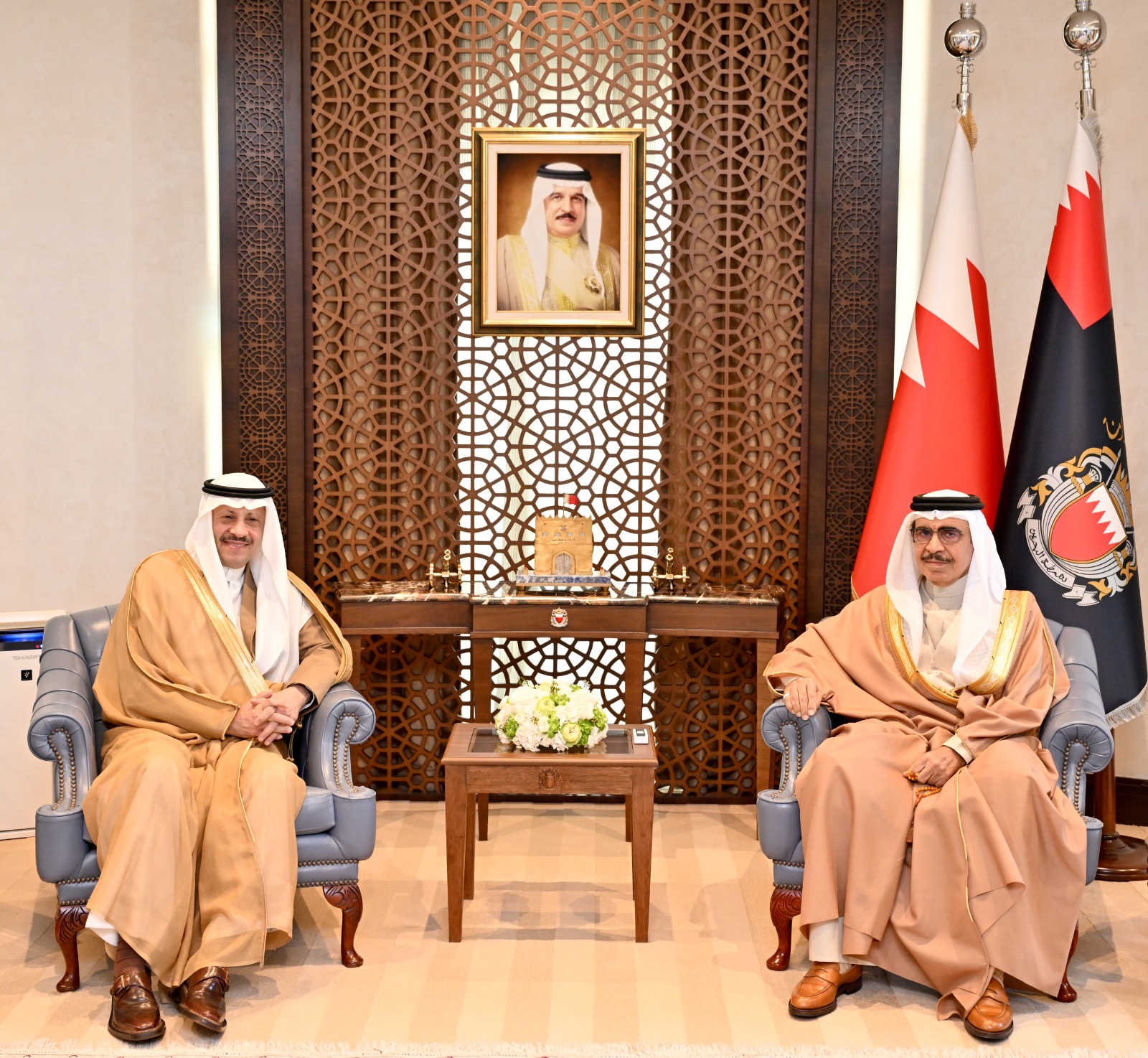 معالي وزير الداخلية يستقبل سفير المملكة العربية السعودية بمناسبة تعيينه ويشيد بالعلاقات التاريخية بين البلدين<