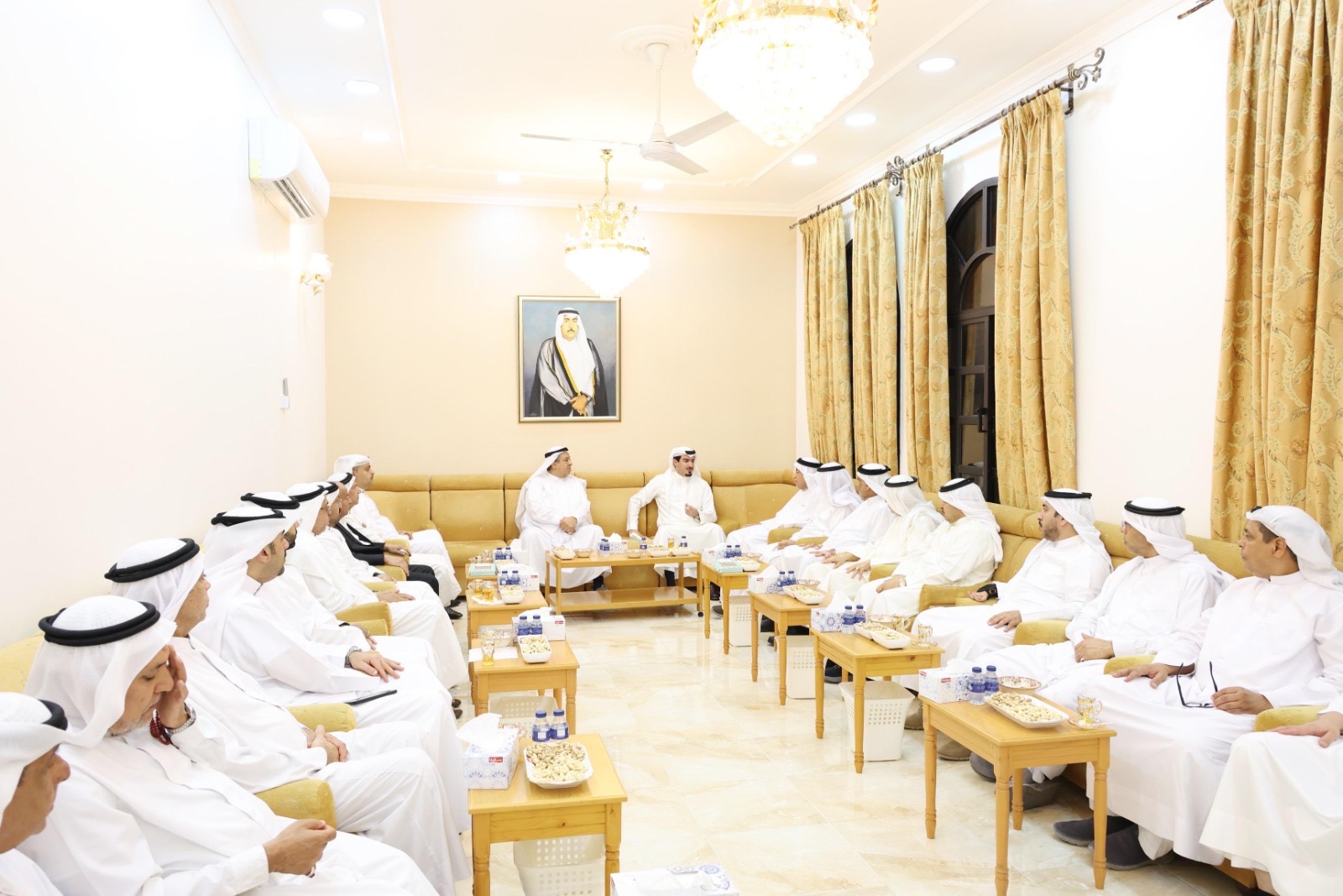 محافظ العاصمة يواصل زياراته الميدانية تعزيزًا للتواصل المجتمعي وترسيخًا لقيم المشاركة الوطنية<