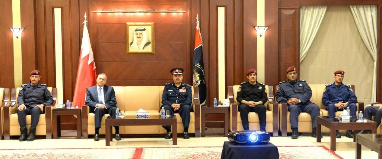 مدير الأمن العام الأردني يزور عدد من إدارات وزارة الداخلية<