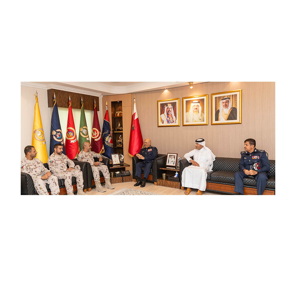 رئيس الأمن العام يستقبل رئيس تطوير القوات المسلحة بوزارة الدفاع الإماراتية<