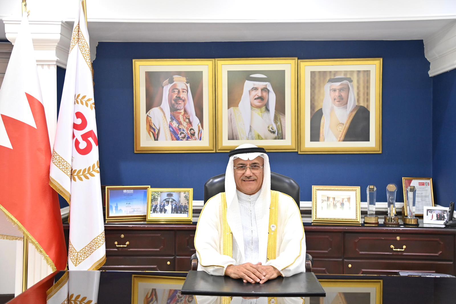 محافظ الشمالية يهنئ القيادة الرشيدة بمناسبة تصدر فريق مكلارين لبطولة العالم للصانعين في الفورمولا وان<