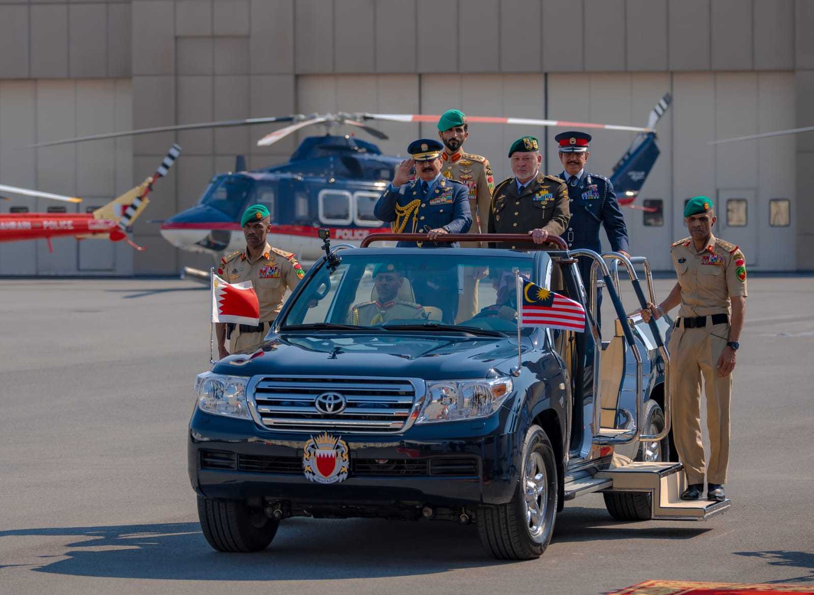 في تقرير شامل بمناسبة يوم شرطة البحرين: شرطة البحرين تمضي بخطى واثقة نحو المستقبل ...الولاء والإخلاص رسالتها والتطوير والتحديث منهجها<