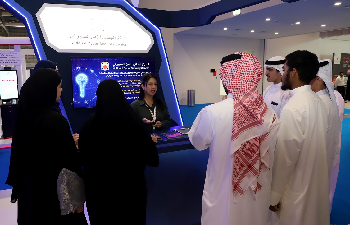 وزارة الداخلية تشارك في معرض 