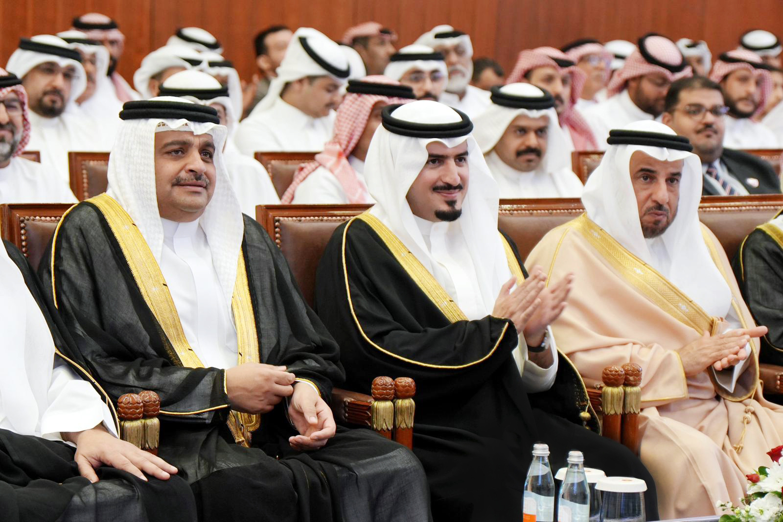 محافظ العاصمة يحضر الأمسية الشعرية الوطنية دام عزك يا ملكنا<