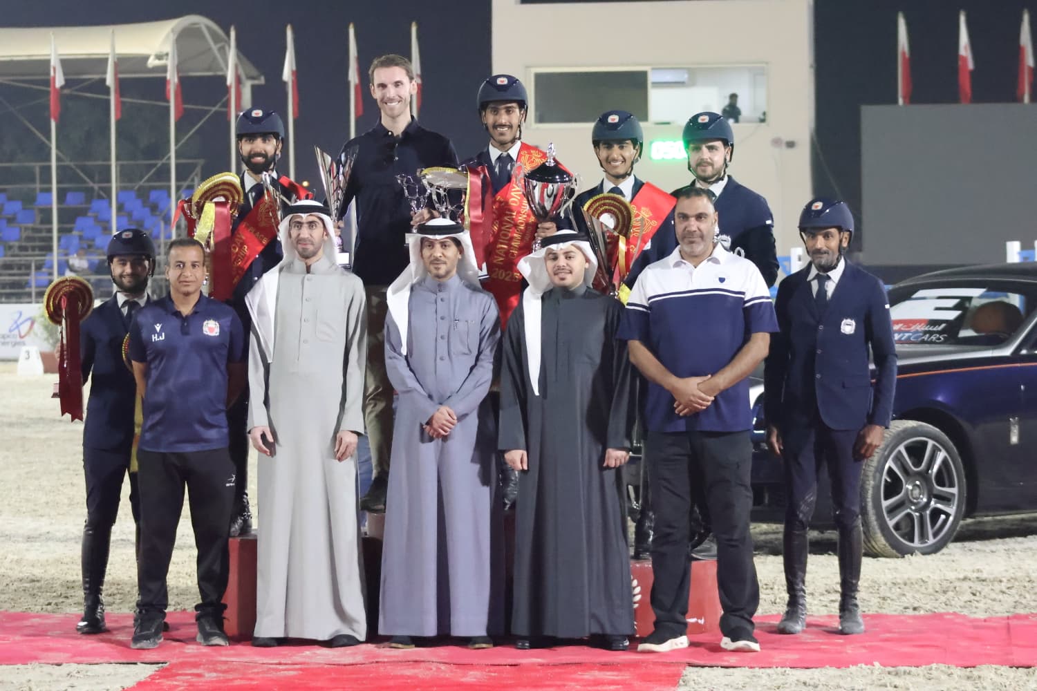 فريق وزارة الداخلية لقفز الحواجز يحقق المركز الأول في المسابقة الكبرى لبطولة العيد الوطني <