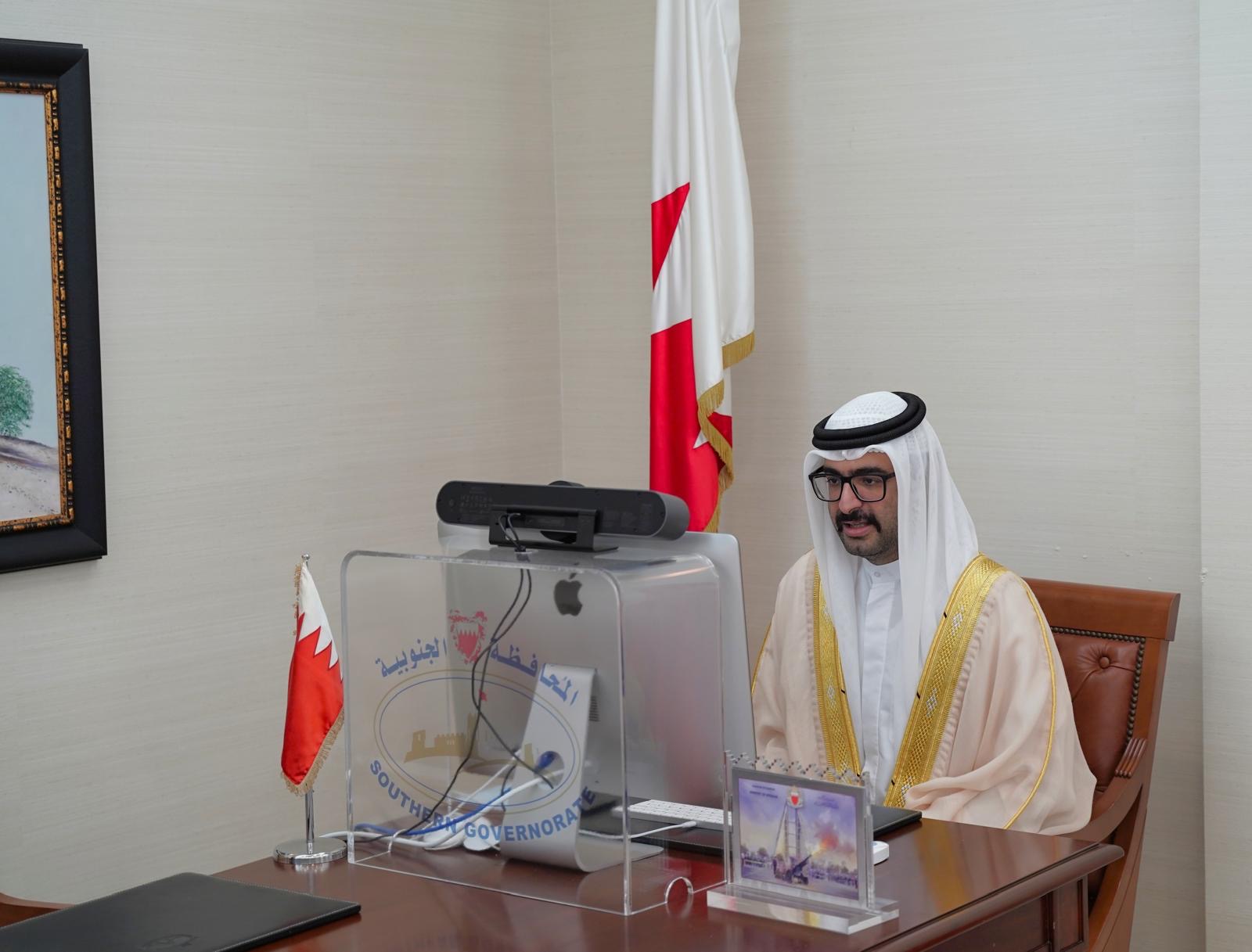 خلال مجلس المحافظة الجنوبية الافتراضي سمو محافظ الجنوبية وأهاليها يشيدون بالكلمة السامية لجلالة الملك المعظَّم ويؤكدن أنها تعكس نهج مملكة البحرين الراسخ في السلام والوحدة الوطنية<