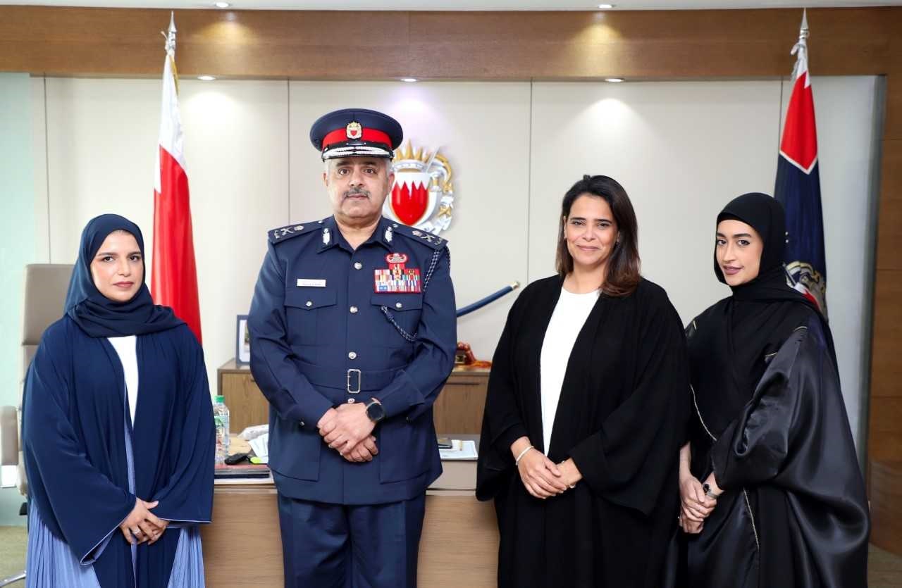 نائب رئيس الأمن العام يشيد بحصول فريق التخطيط العمراني الأمني بالوزارة على الاعتماد المهني في منع الجريمة من خلال التصميم البيئي