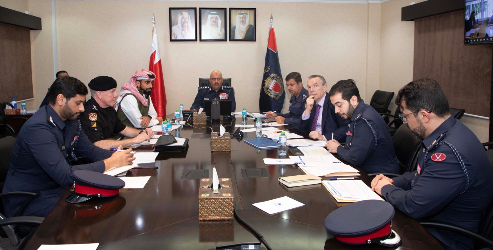 رئيس الأمن العام يترأس الجانب البحريني في اجتماع فريق العمل الأمني المشترك مع وزارة الداخلية بالمملكة المتحدة<