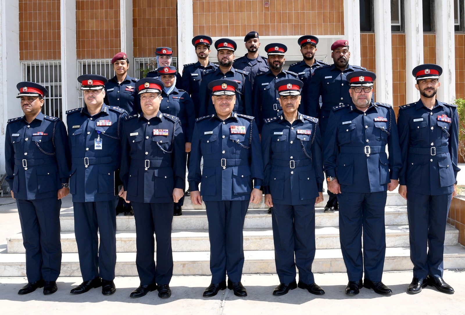 رئيس الأمن العام يقوم بزيارة الاتحاد الرياضي للأمن العام<