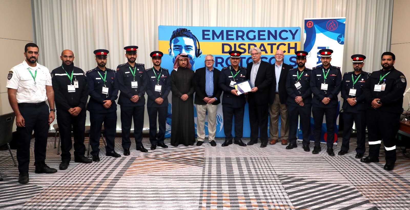 مركز الإسعاف الوطني يحصل على اعتمادية التميز (ACE) من الأكاديمية الدولية لإرسال الطوارئ (IAED)<