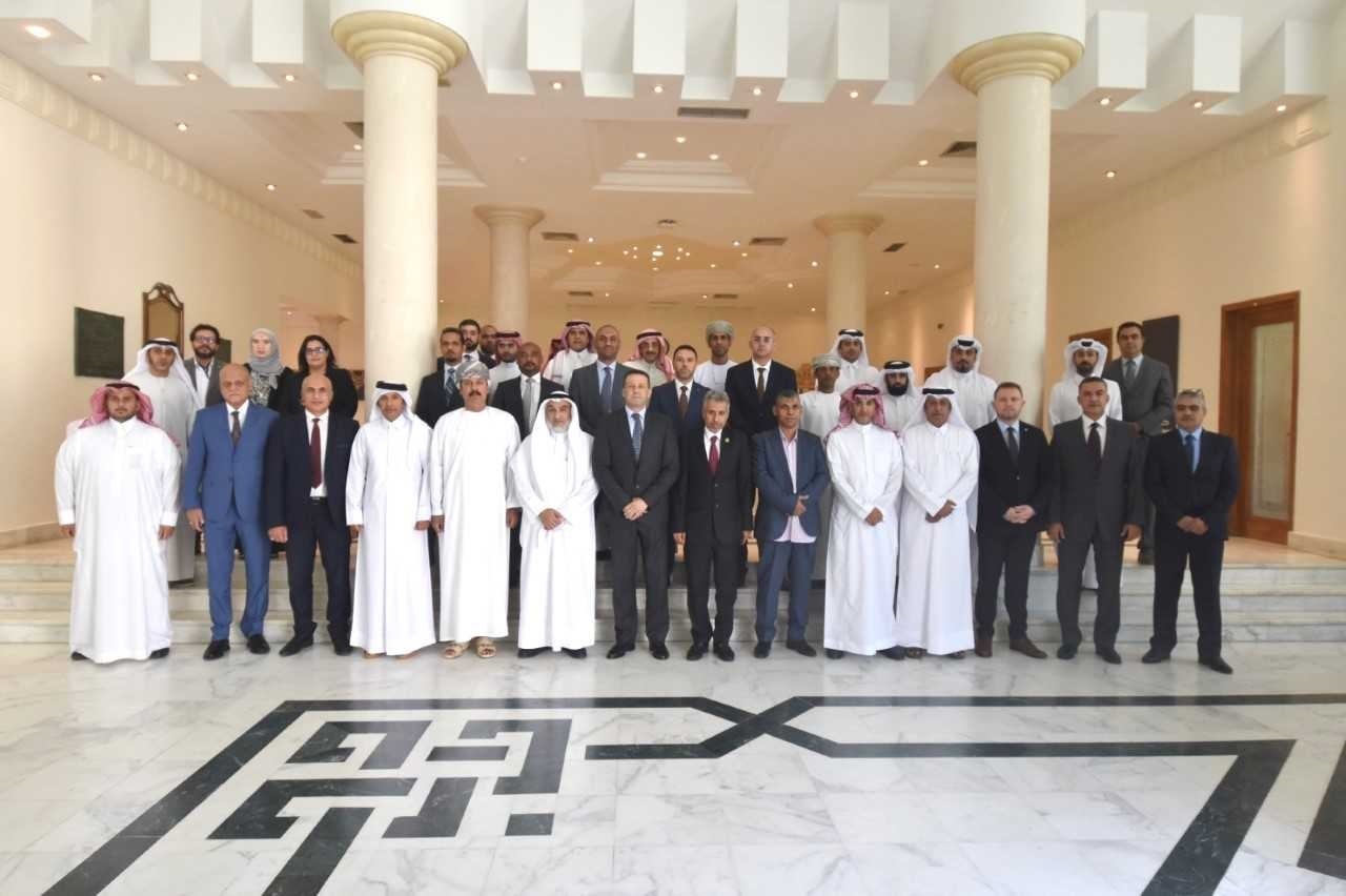 مدير عام المباحث والأدلة الجنائية يشارك في المؤتمر العربي لرؤساء أجهزة المباحث والأدلة الجنائية بتونس<