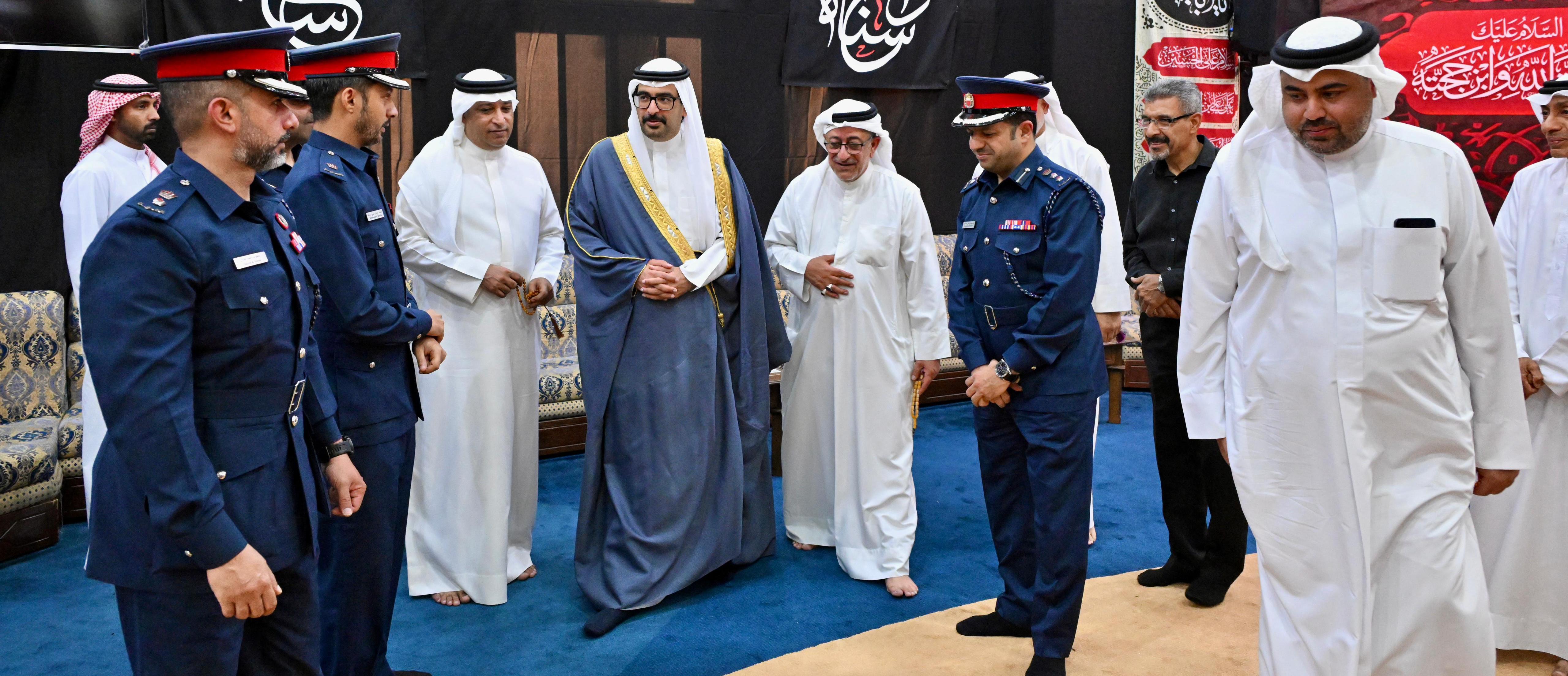 سمو محافظ الجنوبية يتفقد مأتم مدينة عيسى تزامنا مع بدء موسم عاشوراء<