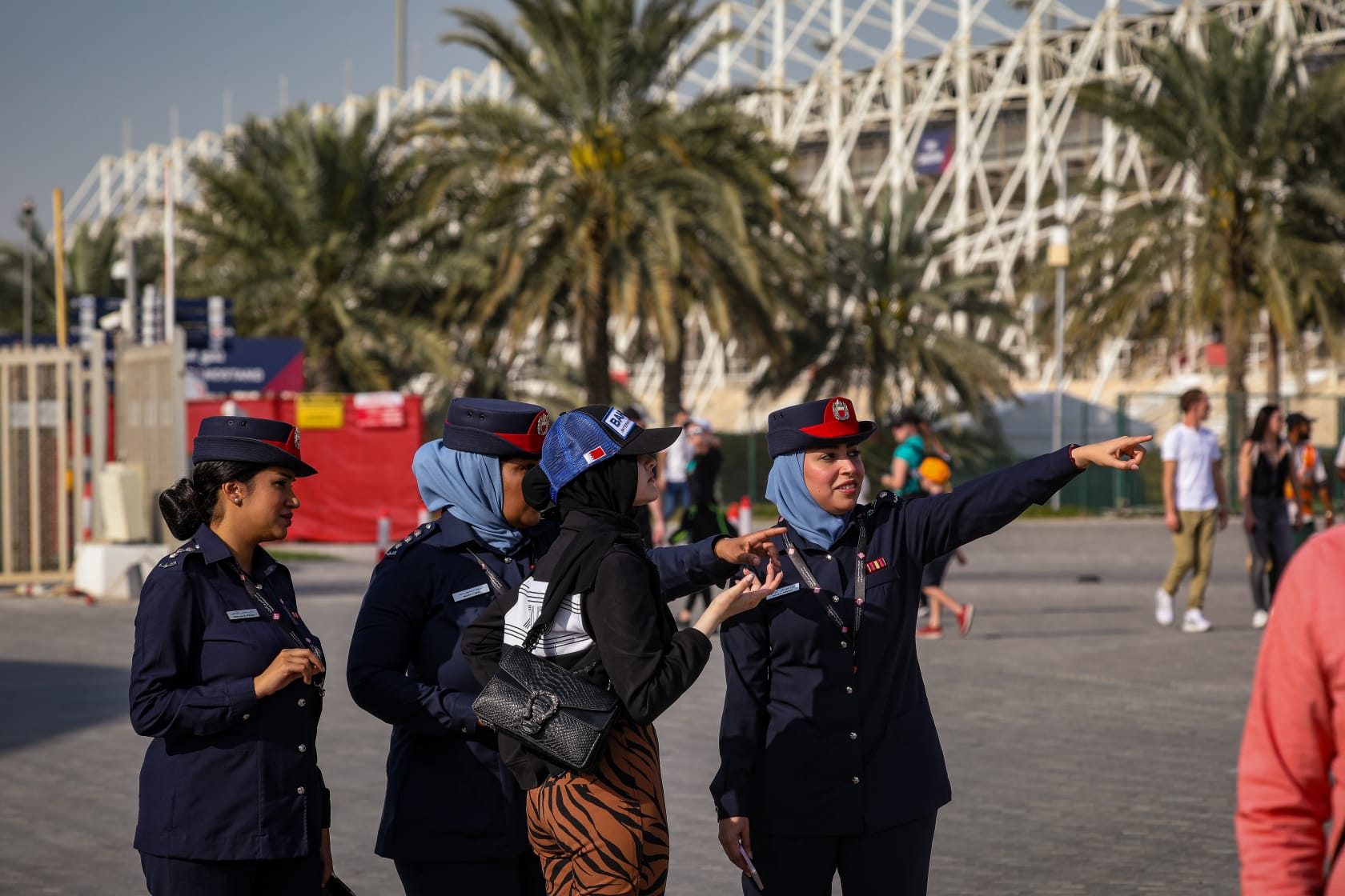 الإدارات المعنية بوزارة الداخلية تتخذ كافة الترتيبات والإجراءات من أجل توفير الأجواء الآمنة خلال سباق الفورمولا 1<
