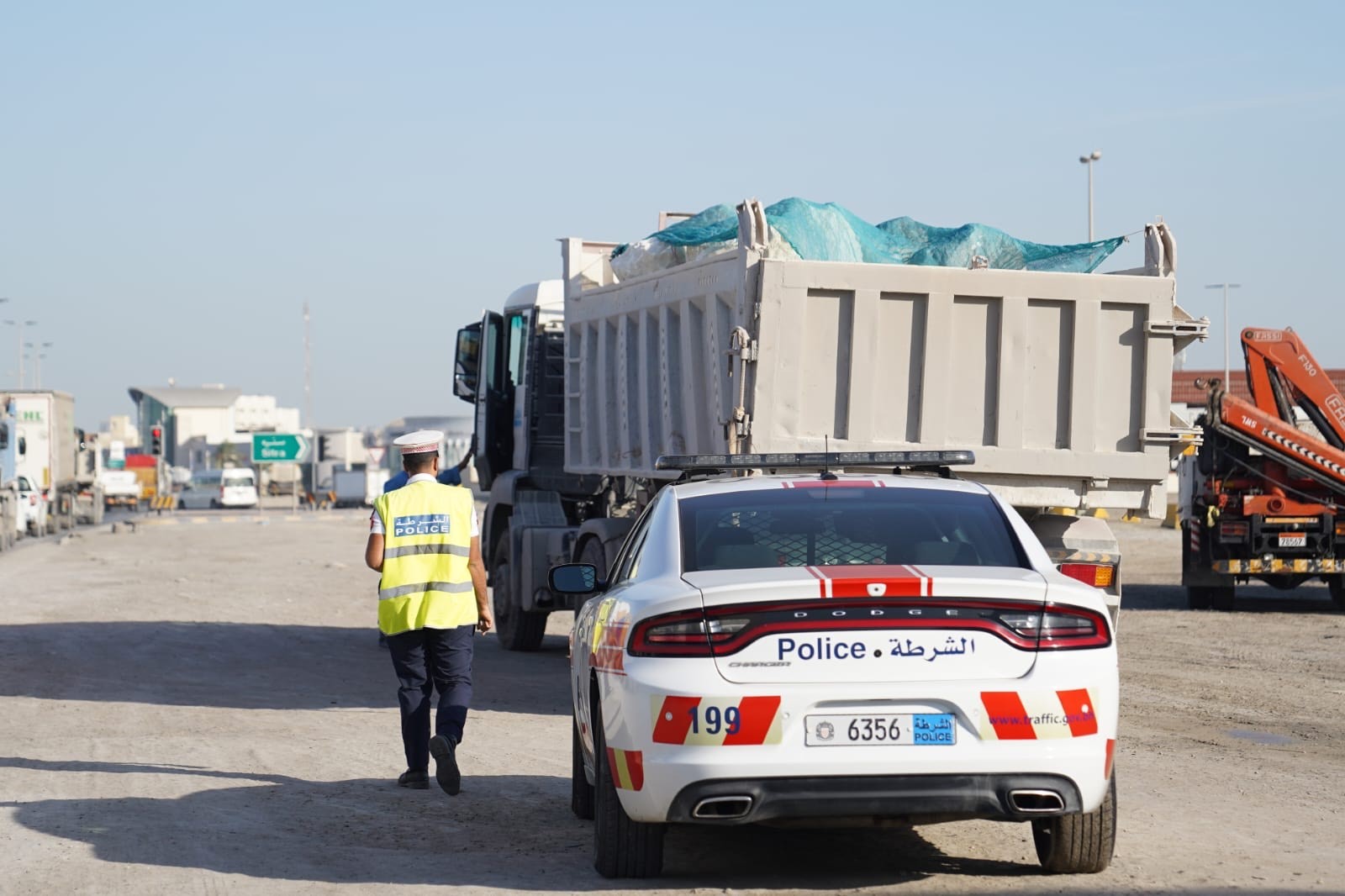 الإدارة العامة للمرور: مخالفة 768 شاحنة خلال أكتوبر الماضي من بينها اشتراطات الحمولة<