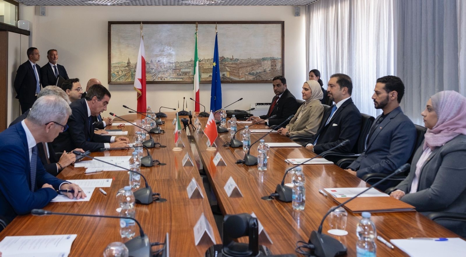 رئيس الجمارك يزور هيئة الجمارك والاحتكارات الإيطالية ويطلع على أفضل الممارسات والإجراءات المتبعة في العمل الجمركي<