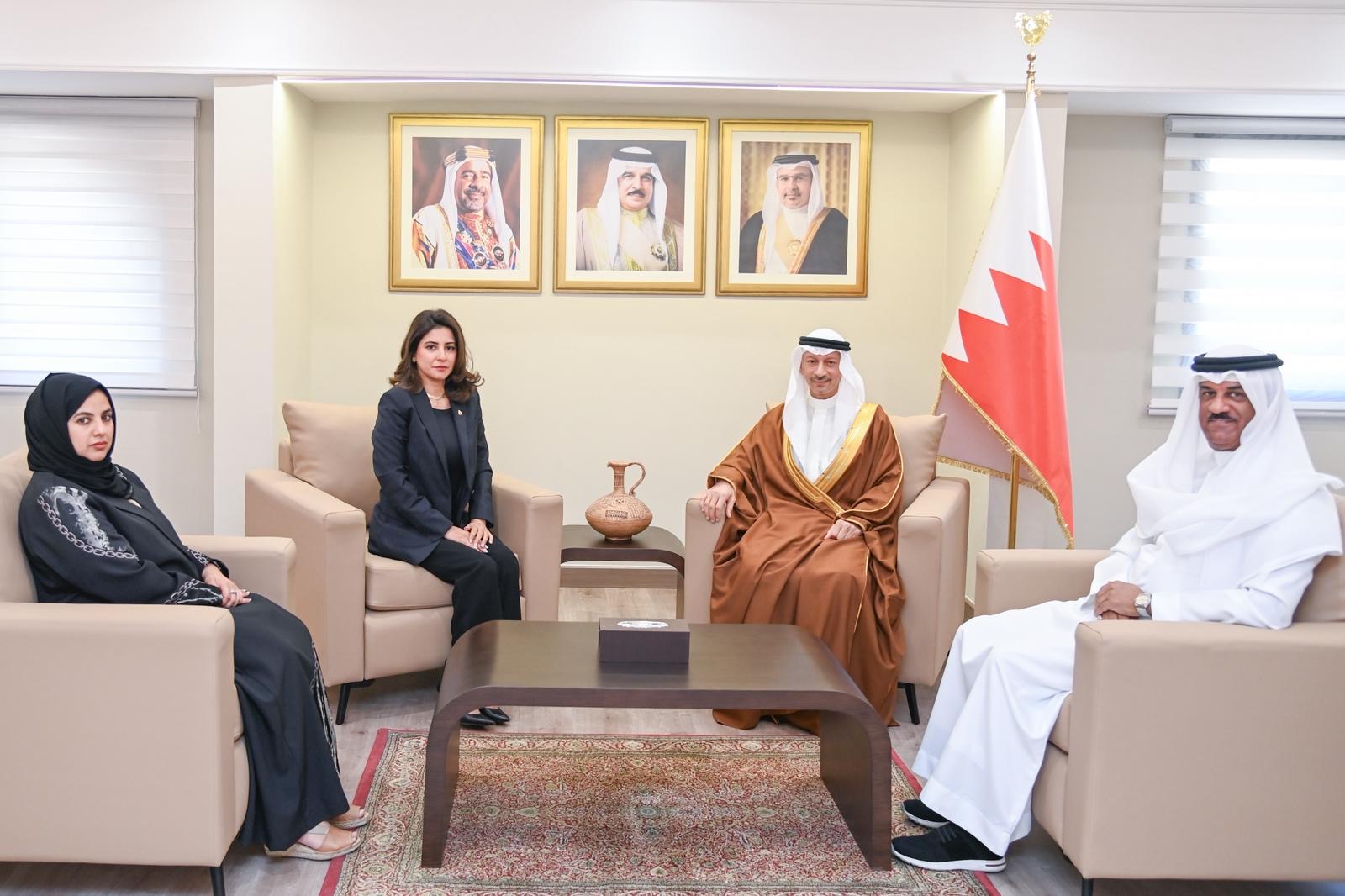 محافظ الشمالية يستقبل النائب مريم الصايغ<