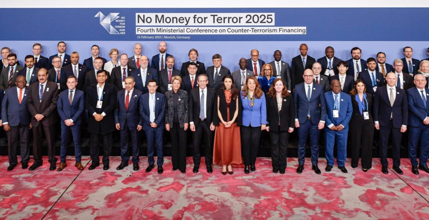 نائب وزير الداخلية يترأس وفد مملكة البحرين في المؤتمر الدولي الرابع لمكافحة تمويل الإرهاب في ميونخ<