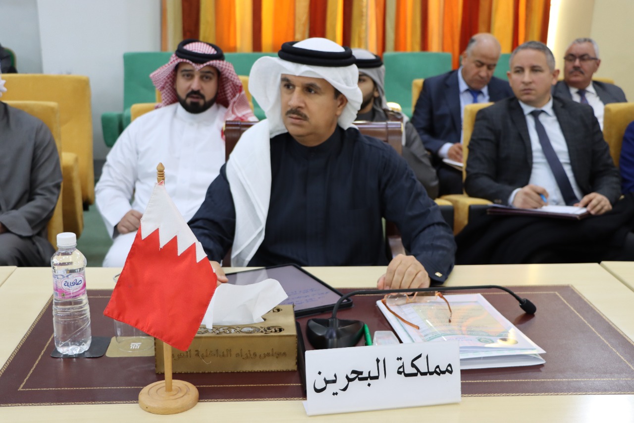 مساعد رئيس الأمن العام يترأس وفد وزارة الداخلية المشارك في اجتماع الاستراتيجية العربية لمكافحة الإرهاب<