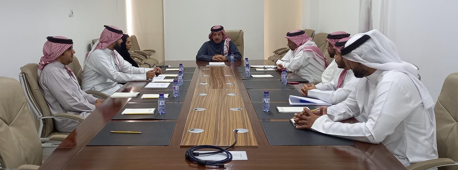 نائب محافظ المحرق يؤكد أهمية متابعة كافة الشكاوى والمقترحات على النظام الوطني 