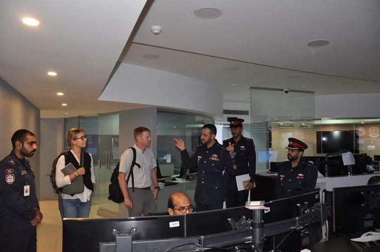 قائد خفر السواحل يستقبل وفد مكافحة الجريمة البحرية بالأمم المتحدة<