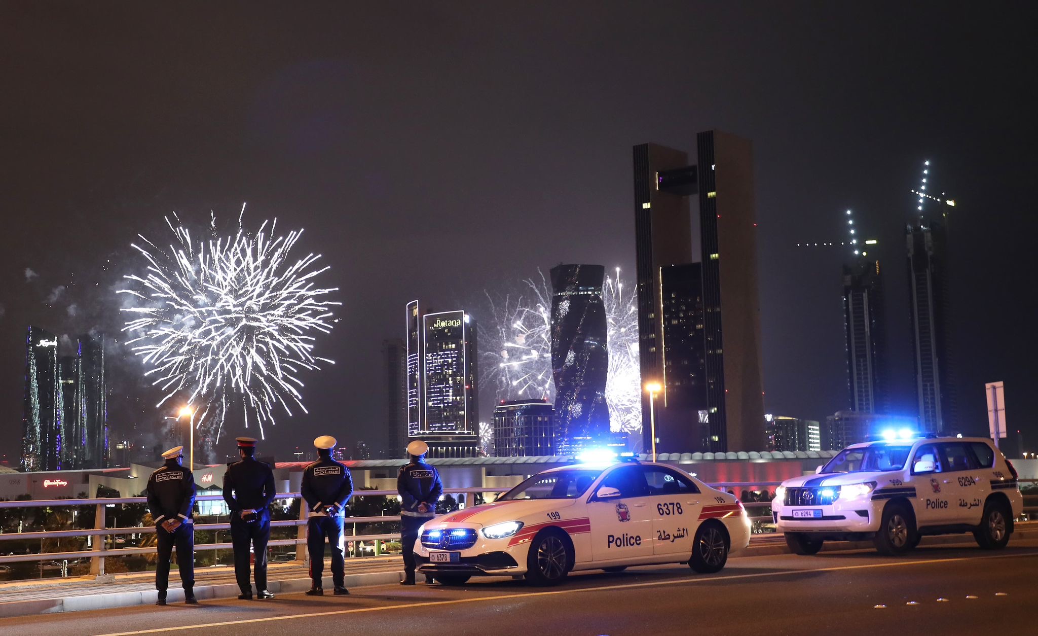 جانب من جهود وزارة الداخلية في تأمين ختام فعاليات أعياد البحرين<