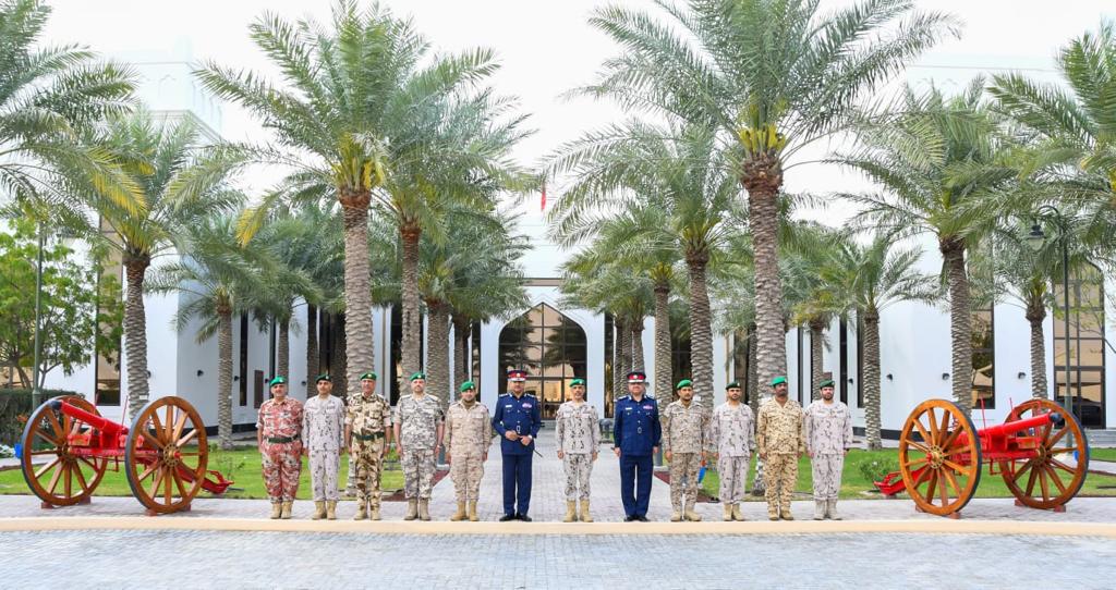 آمر الأكاديميّة الملكيّة للشرطة يبحث مجالات التعاون والتنسيق مع رئيس الأكاديمية الخليجية للدراسات الاستراتيجية والأمنية<