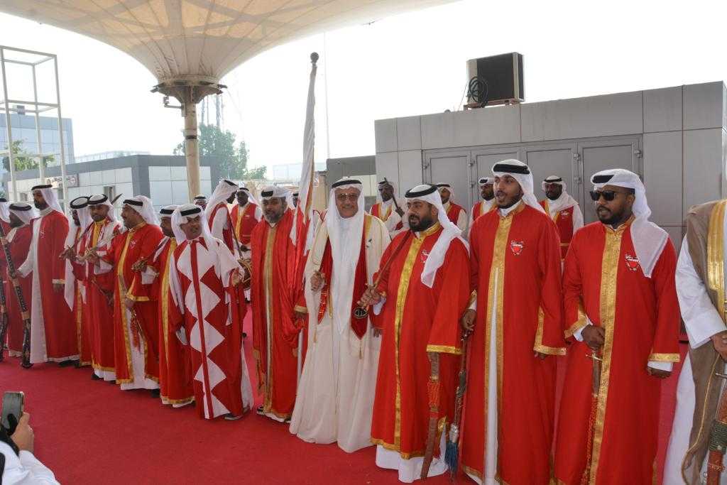 المحافظة الشمالية ومؤسسة جسر الملك فهد تنظمان العرضة الشعبية بمناسبة الأعياد الوطنية<