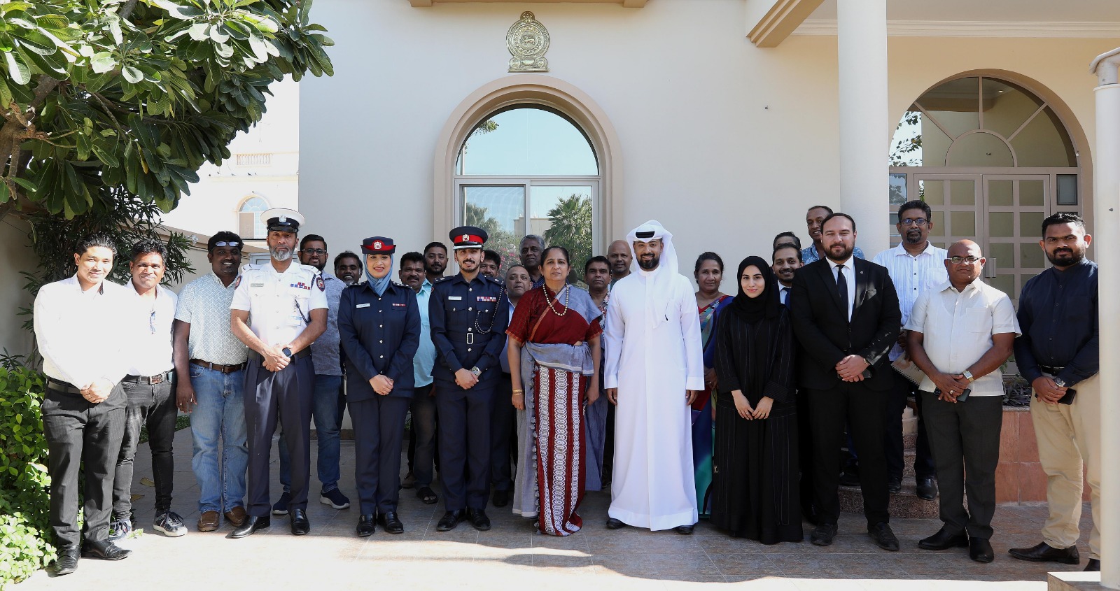 شئون الجنسية والجوازات والإقامة تنظم محاضرة توعوية بمقر السفارة السيرلانكية<