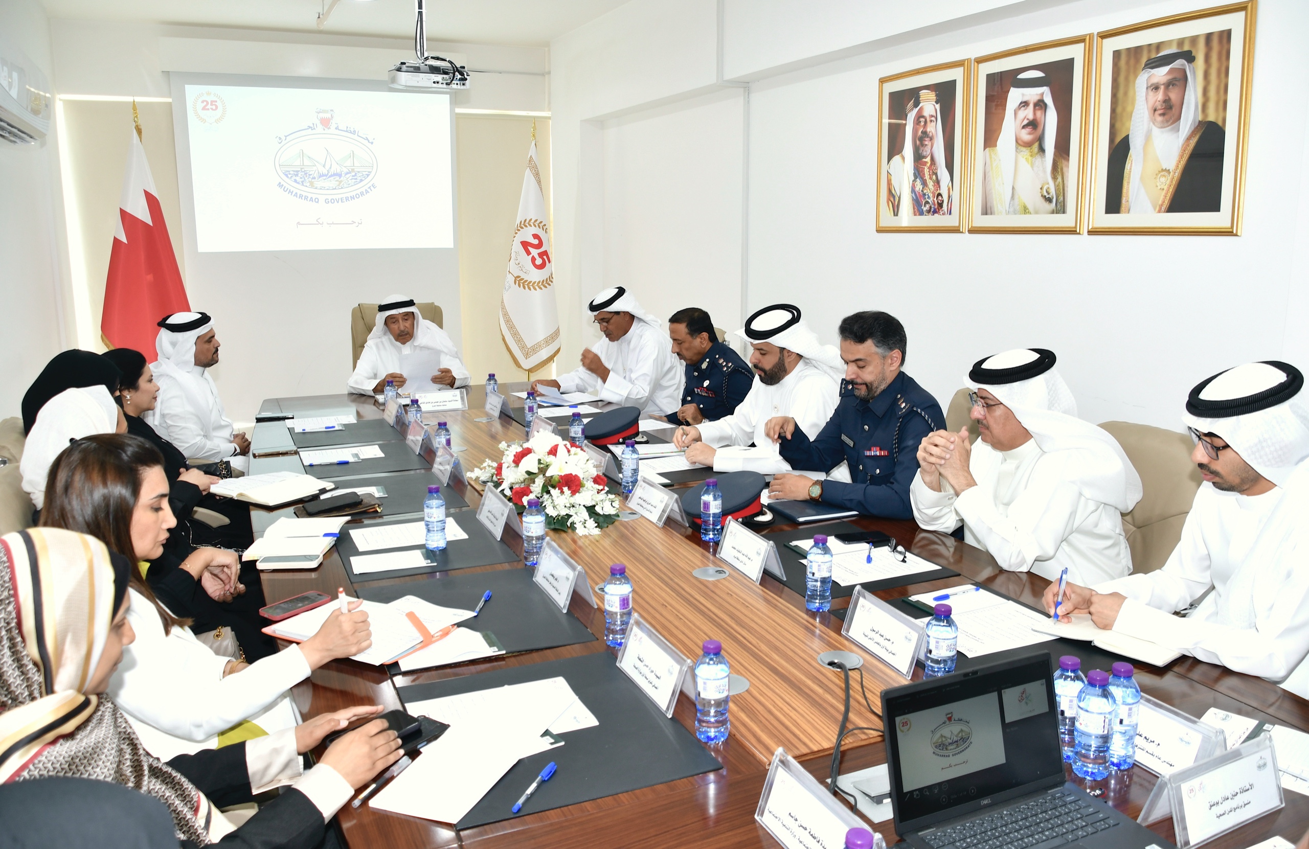 محافظ المحرق يترأس اجتماع اللجنة التنسيقية العليا لبرنامج المدن الصحية<