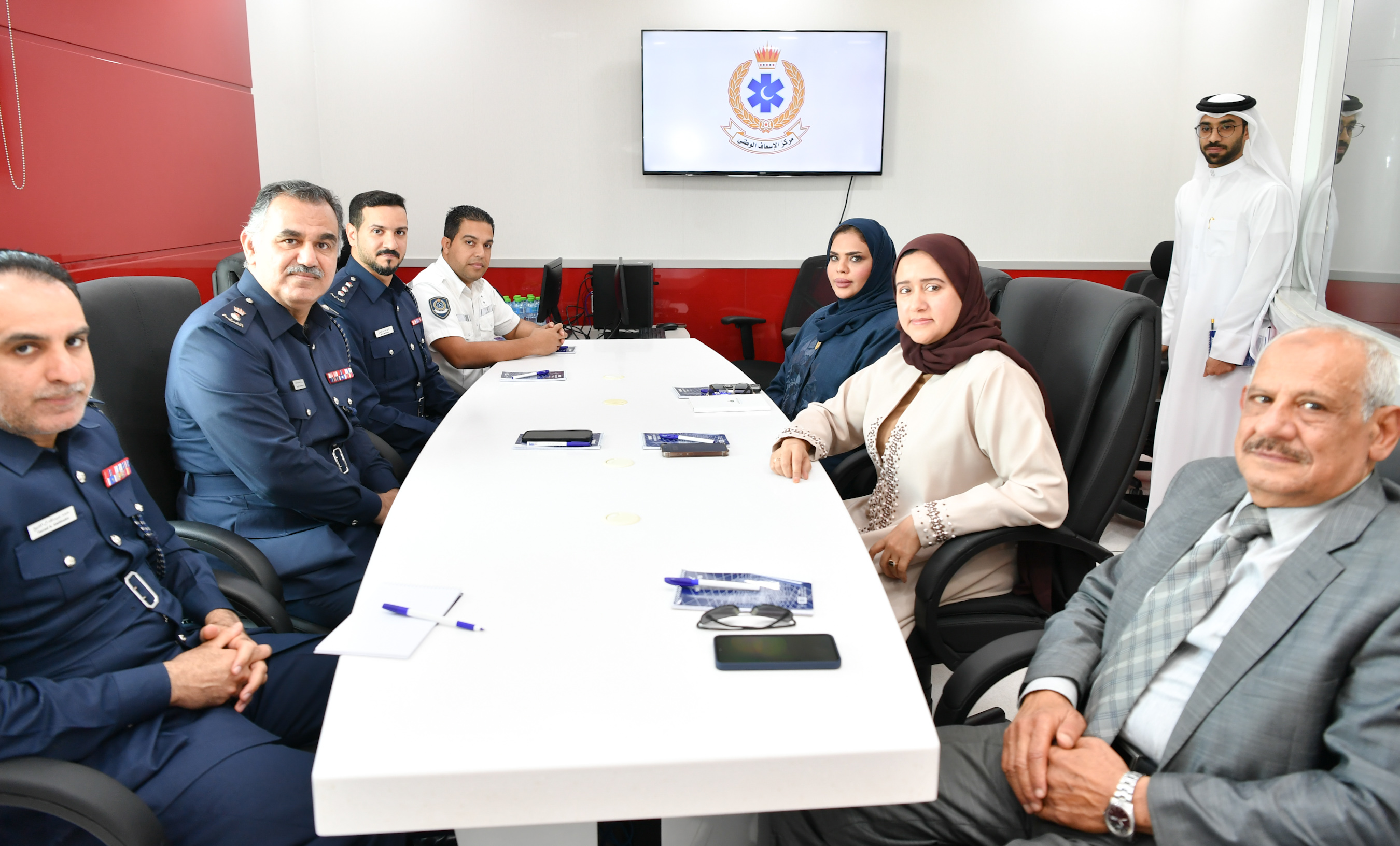 مركز الإسعاف الوطني يبحث التعاون مع إدارة الأدلة المادية بالنيابة العامة<