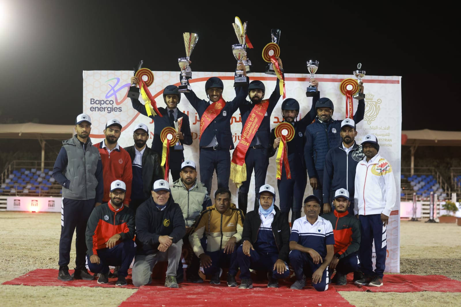 فريق وزارة الداخلية لقفز الحواجز يحقق المركز الأول في المسابقة الكبرى لبطولة العيد الوطني <