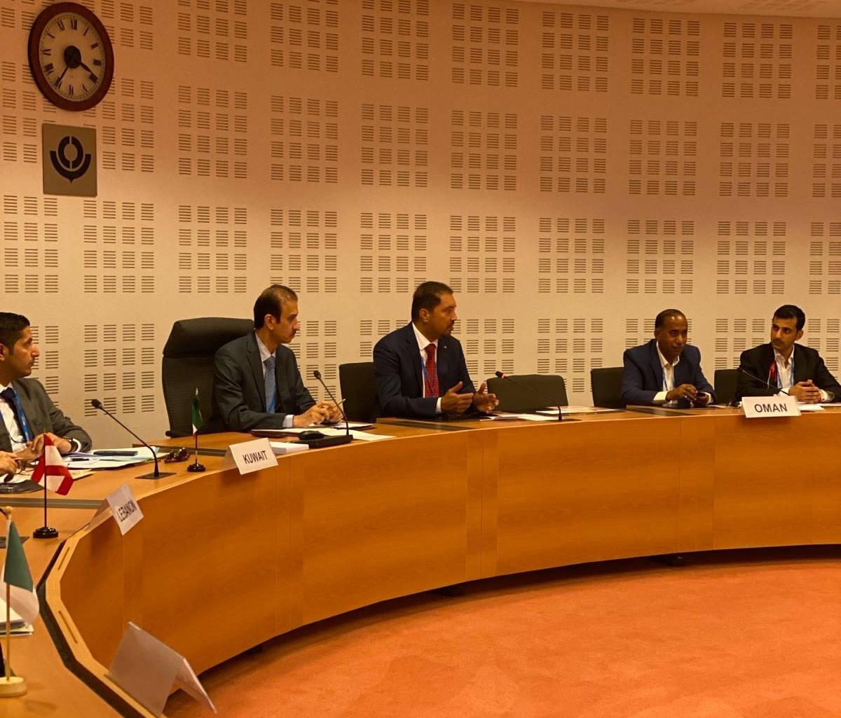 رئيس الجمارك يترأس وفد مملكة البحرين في اجتماع اقليم منطقة شمال افريقيا والشرق الادنى والاوسط<