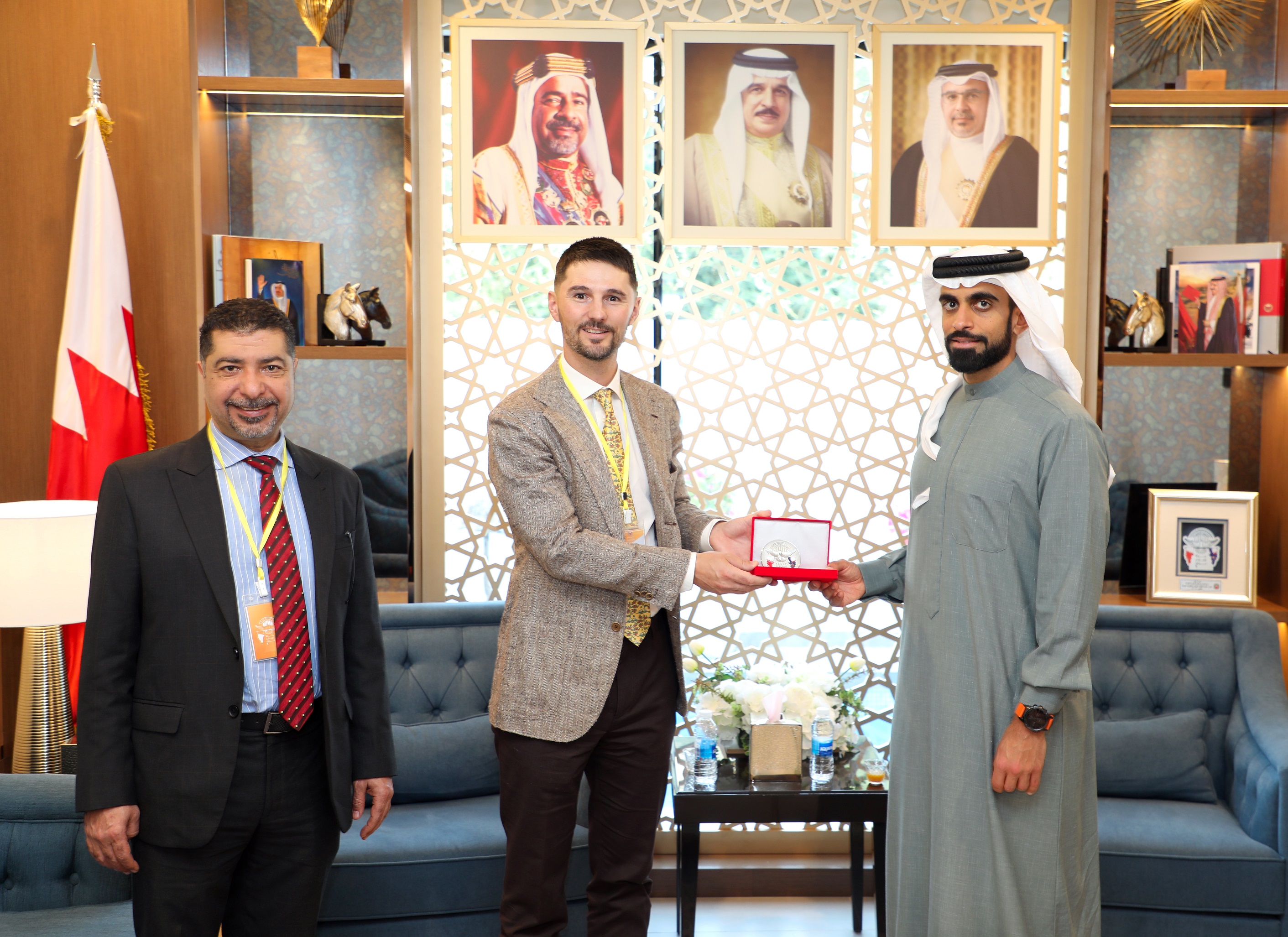 مدير عام تنفيذ الأحكام والعقوبات البديلة يستقبل مدير الشؤون القانونية والسياسات بمنتدى آسيا والمحيط الهادئ للمؤسسات الوطنية لحقوق الإنسان<