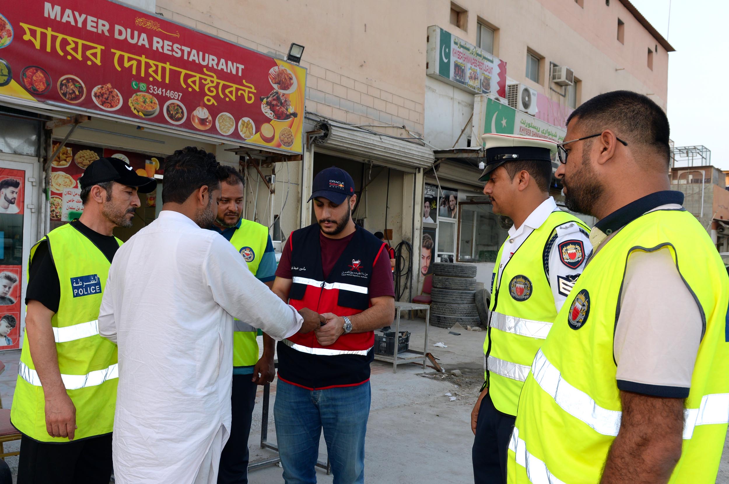 حملة تفتيشية مشتركة تسفر عن ضبط عدد من المخالفين<