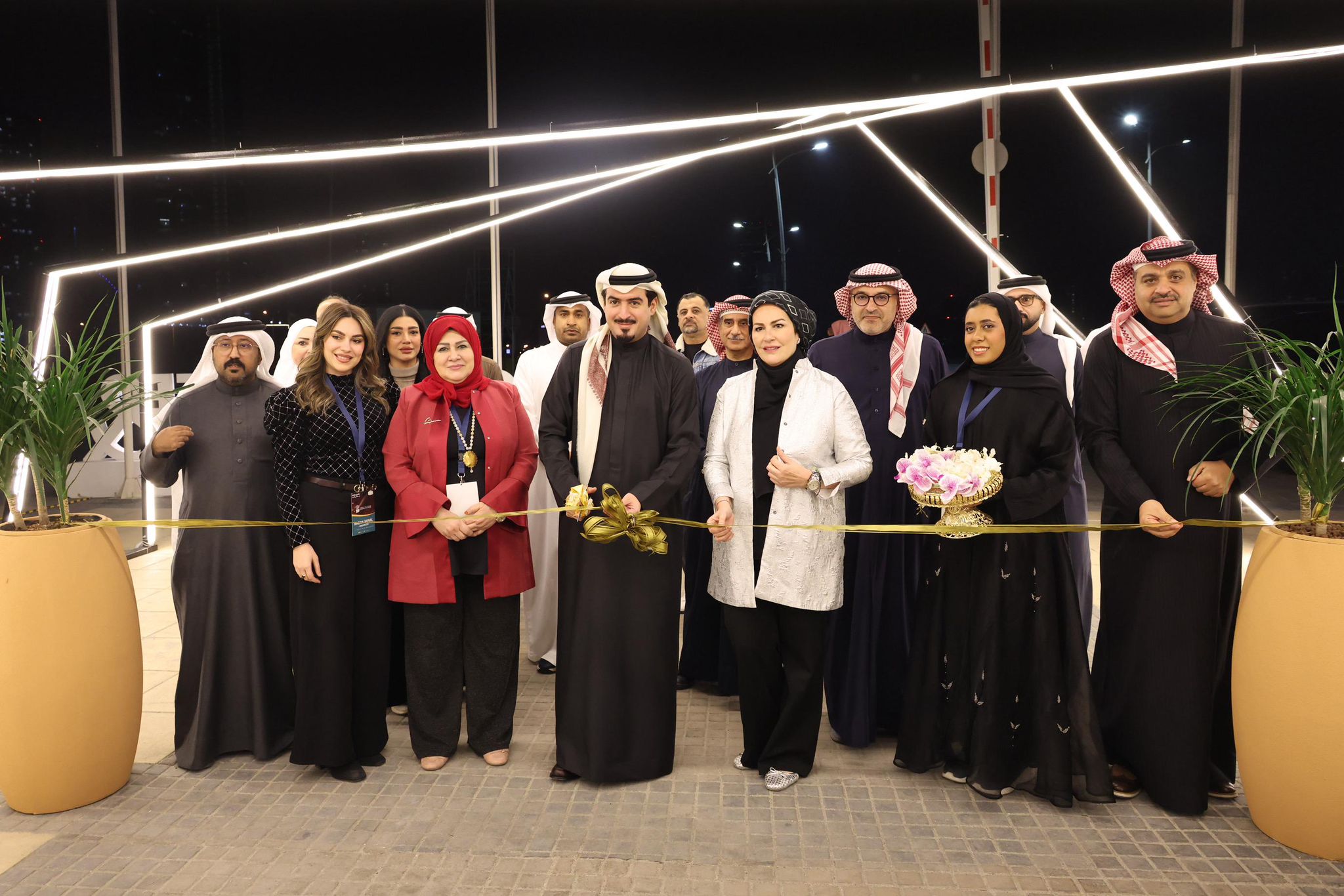 محافظ العاصمة يؤكد على دعم المبادرات والمشاريع التي تسهم في تعزيز نمو الاقتصاد الوطني وتطوير قدراته التنافسية<