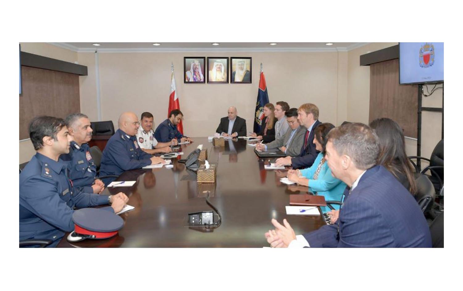 رئيس الأمن العام يبحث مع وفد من موظفي مجلسي الشيوخ والنواب الأمريكيين آليات تطوير التعاون الأمني بين البلدين<