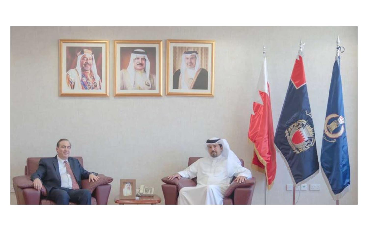 معالي رئيس الجمارك يستقبل نائب رئيس عمليات شركة فيديكس اكسبريس<