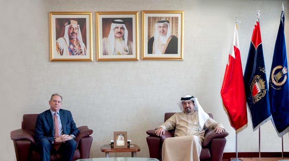 رئيس الجمارك يبحث تعزيز التعاون في المجال الجمركي مع سفير الجمهورية الإيطالية<