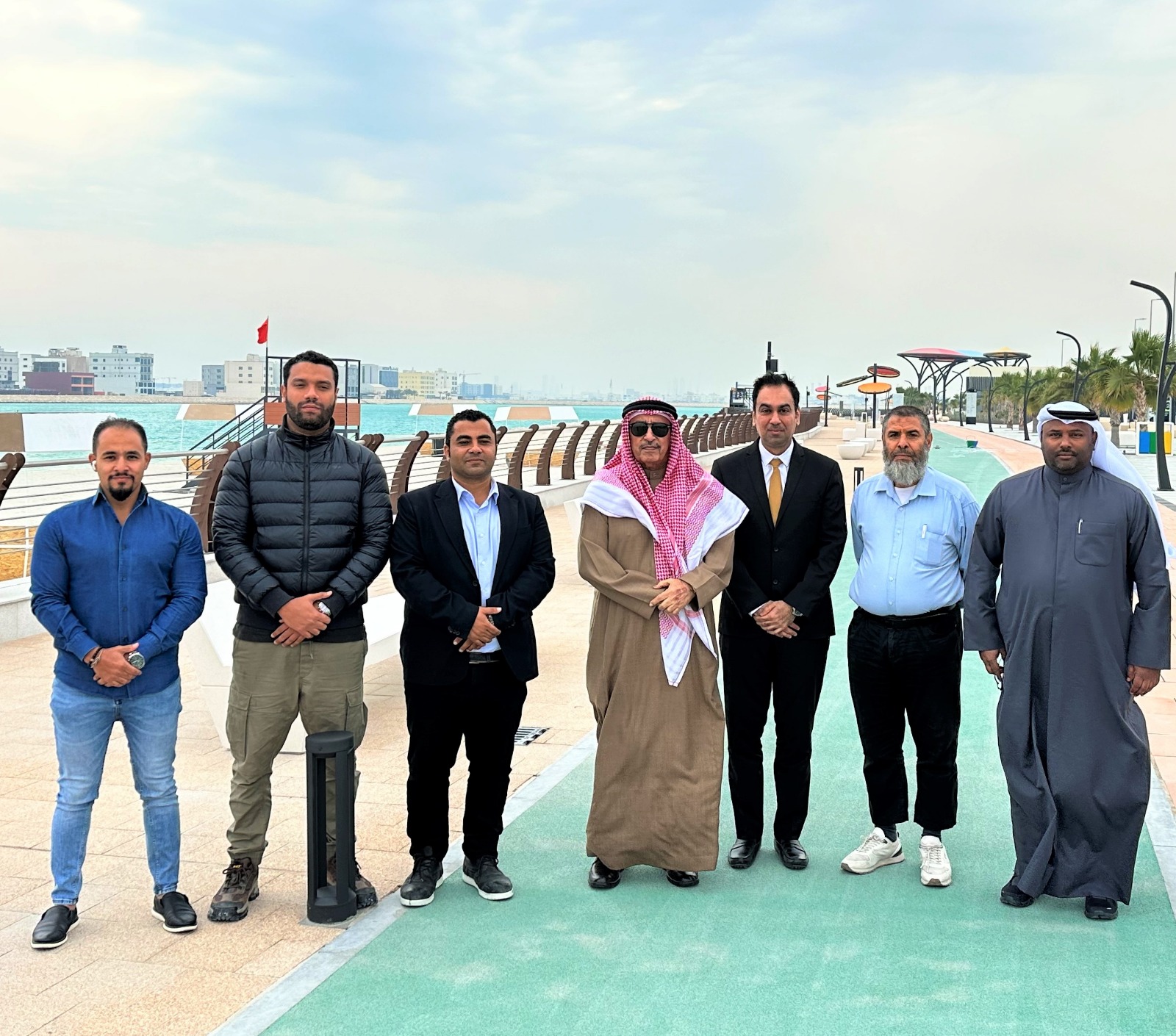 محافظ المحرق يتفقد الاستعدادات الخاصة بفعاليات يوم البحرين الرياضي<