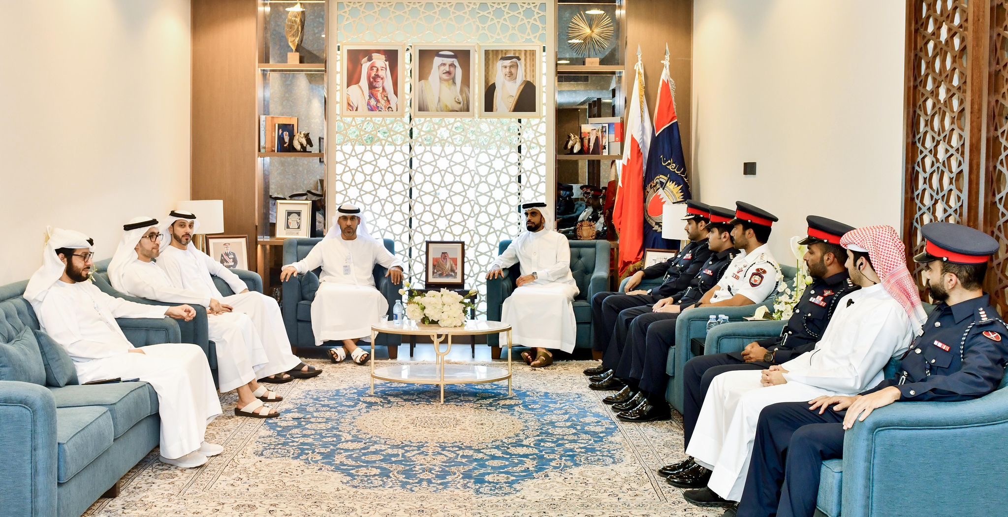 مدير عام تنفيذ الأحكام والعقوبات البديلة يستقبل  وفدا من وزارة الداخلية الإماراتية<