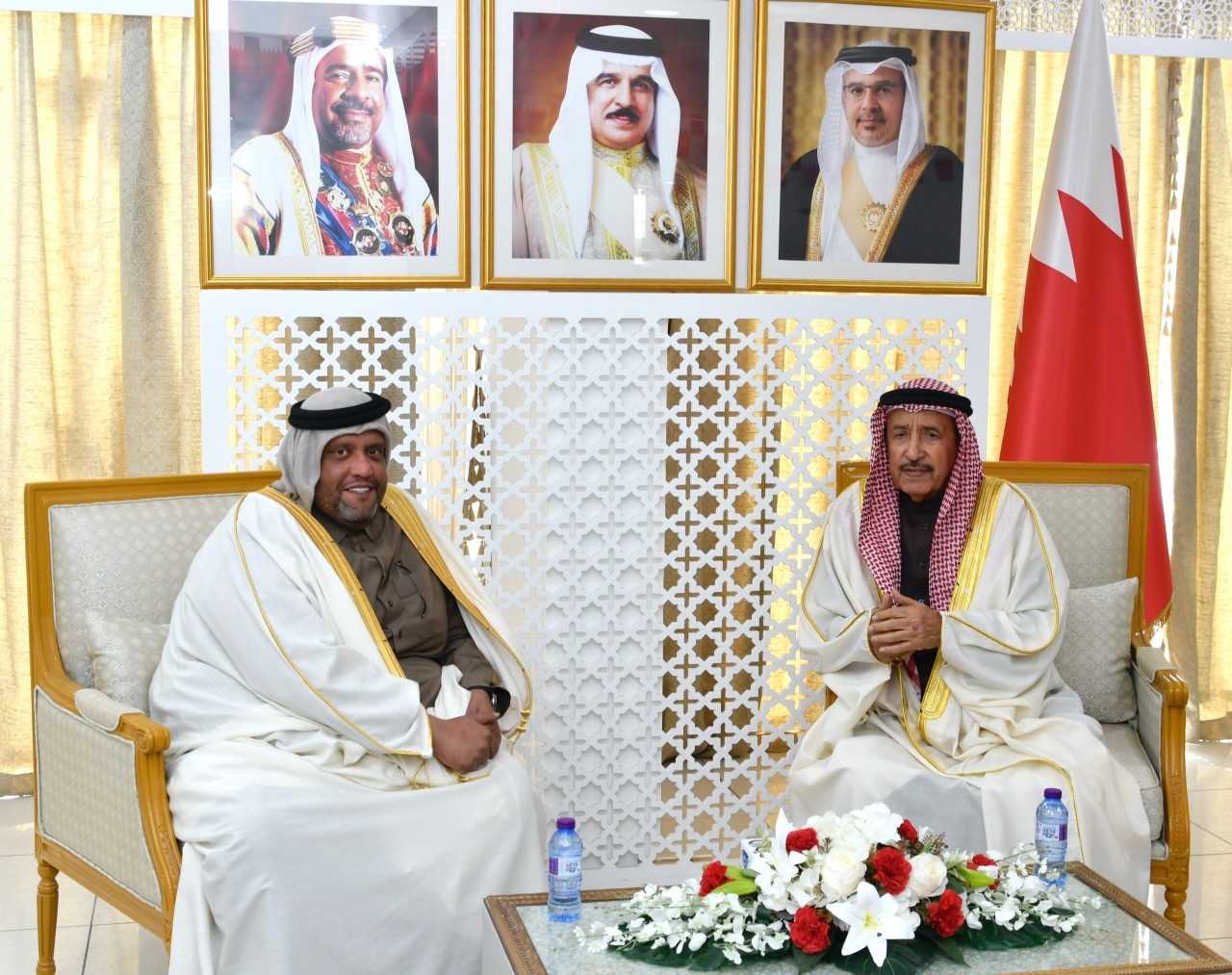محافظ المحرق يستقبل سفير دولة قطر لدى مملكة البحرين<