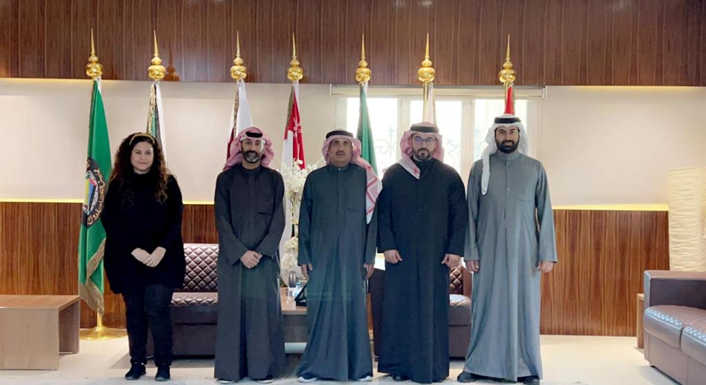 المكتب التنفيذي للجنة الوطنية لمواجهة الكوارث يقوم بزيارة تنسيقية لمركز مجلس التعاون لإدارة حالات الطوارئ<