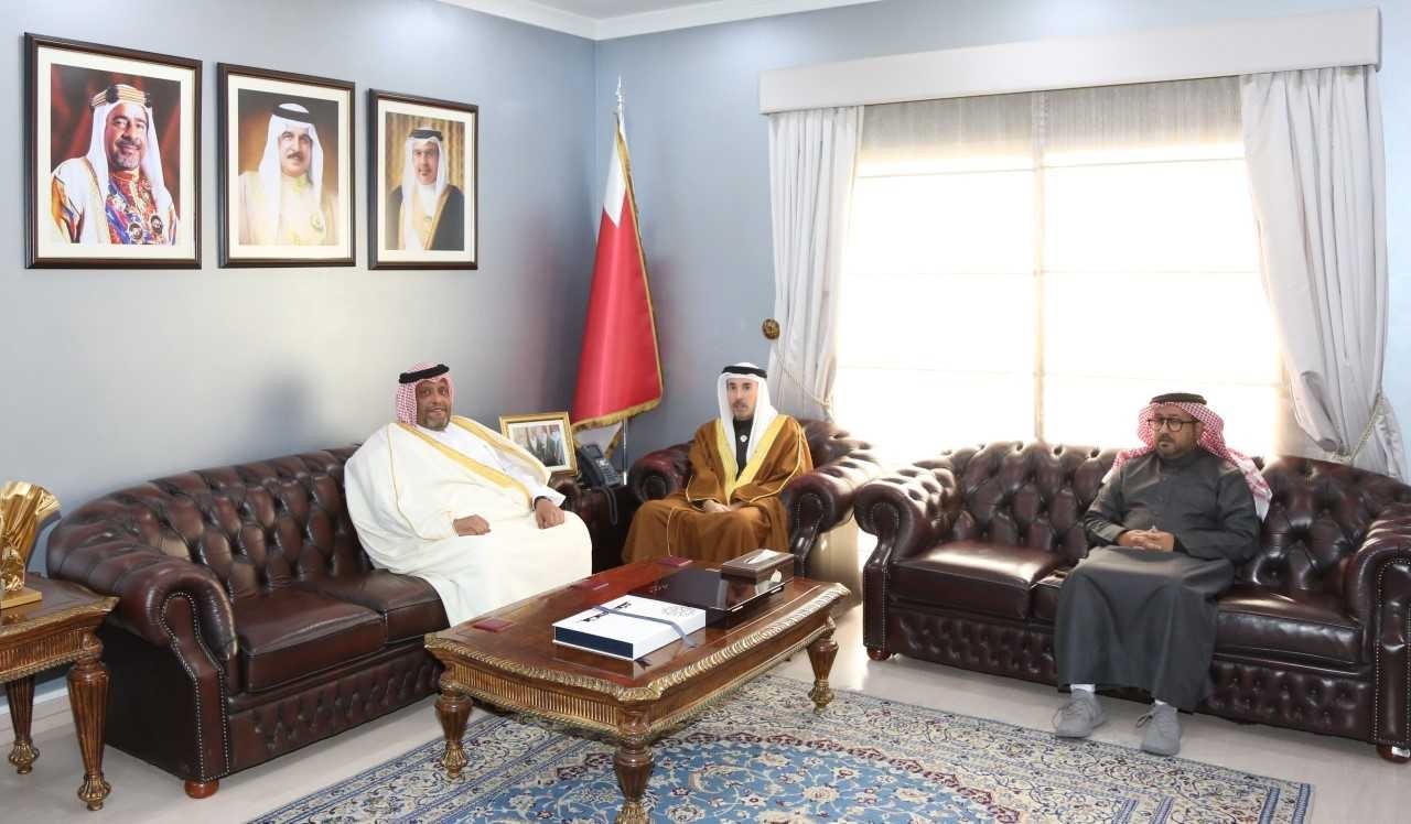 محافظ العاصمة يستقبل سفير دولة قطر الشقيقة لدى مملكة البحرين<