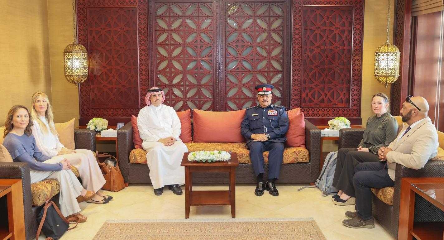 رئيس الأمن العام يستقبل وفدا من الوكالة الوطنية لمكافحة الجريمة بالمملكة المتحدة<