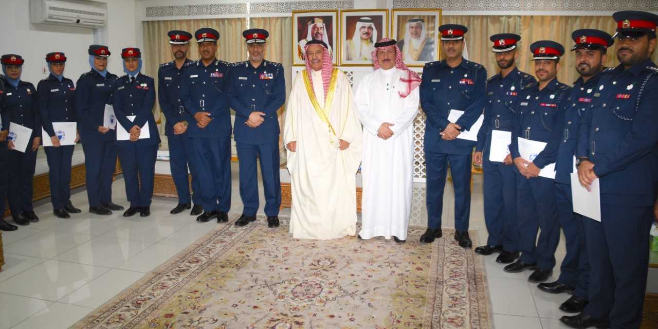 محافظ المحرق يكرم منتسبي مديرية شرطة محافظة المحرق بمناسبة يوم شرطة البحرين<