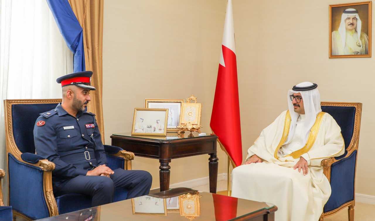 سمو محافظ الجنوبية يستقبل أحد ضباط الدفاع المدني<