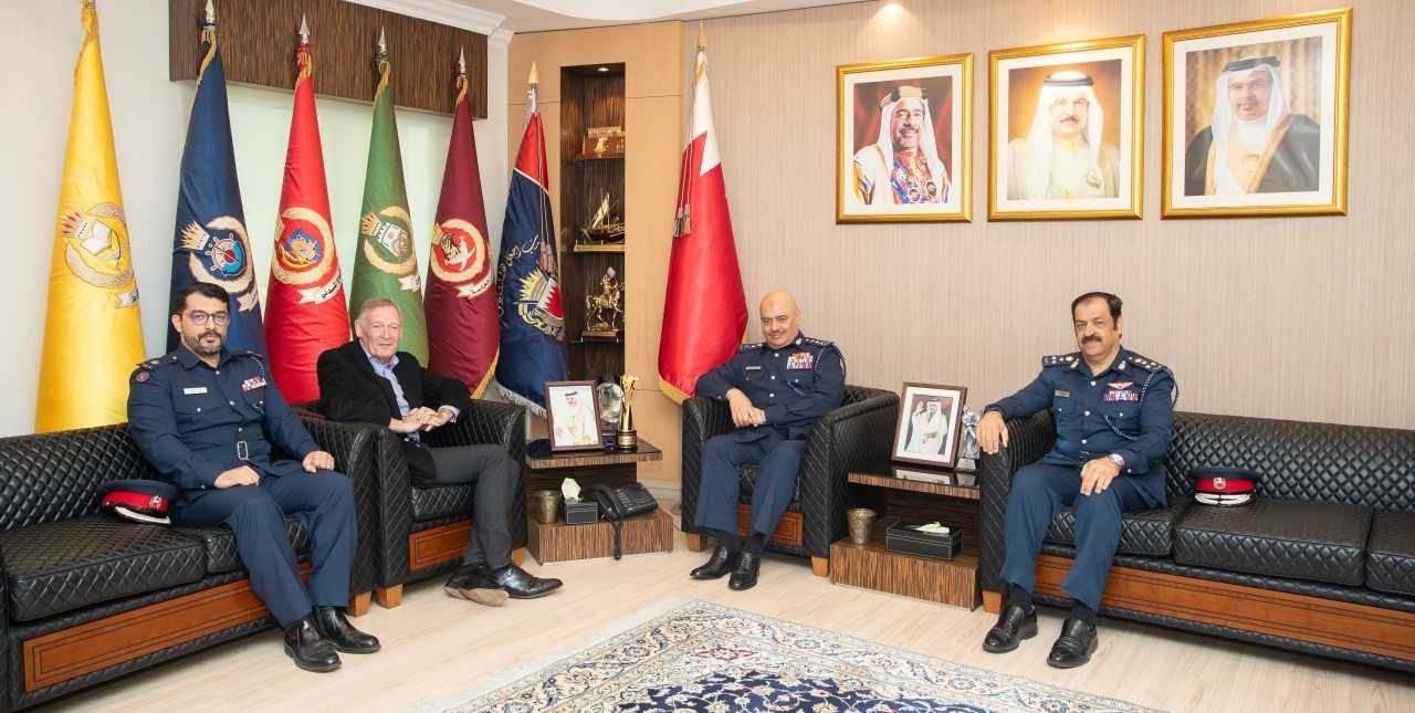 رئيس الأمن العام يستقبل المستشار بروس مين<